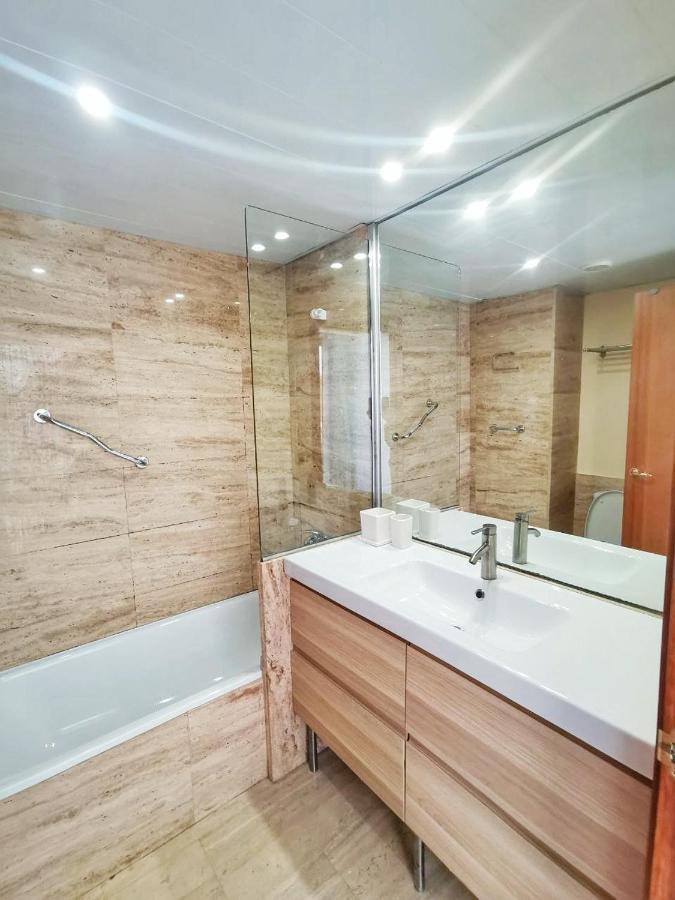 Seafront Apartment In Blanes Luaran gambar